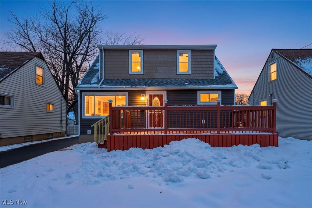 Photo of 15013 Lotus Drive, Cleveland, OH 44128 (MLS # 5177079)