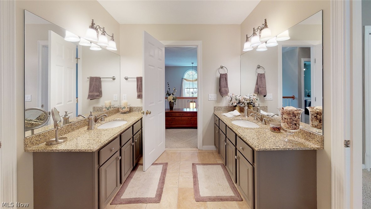 Hawthorne Aurora - Residential