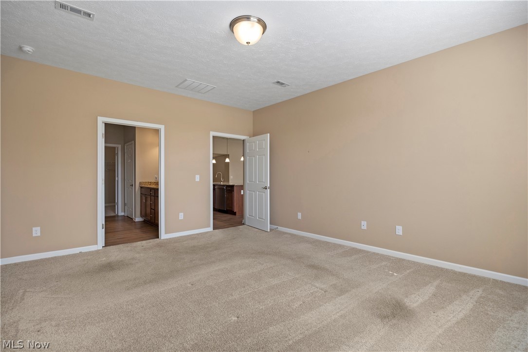 Four Seasons/Chestnut Rdg Sub - Residential