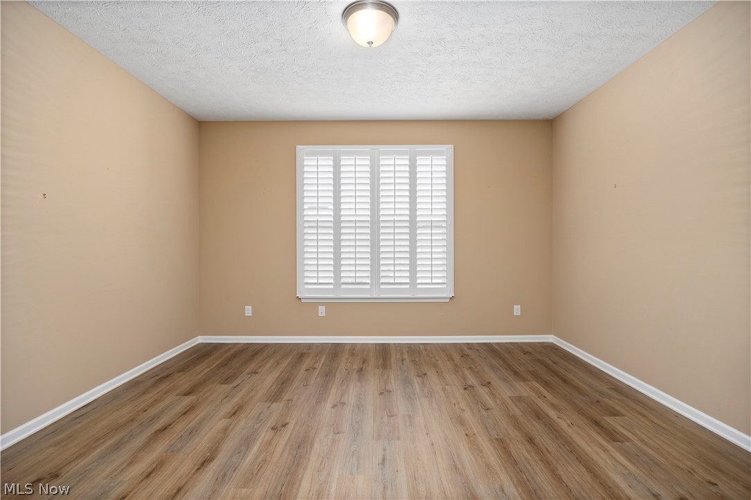 Four Seasons/Chestnut Rdg Sub - Residential