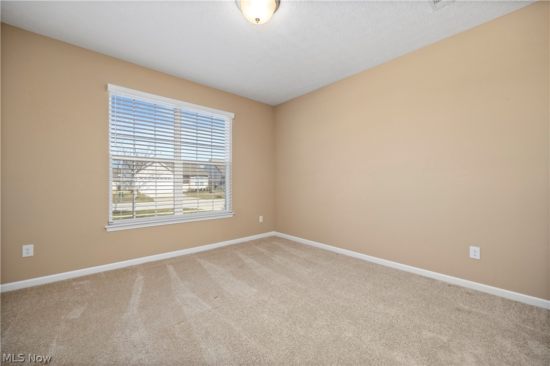 Four Seasons/Chestnut Rdg Sub - Residential