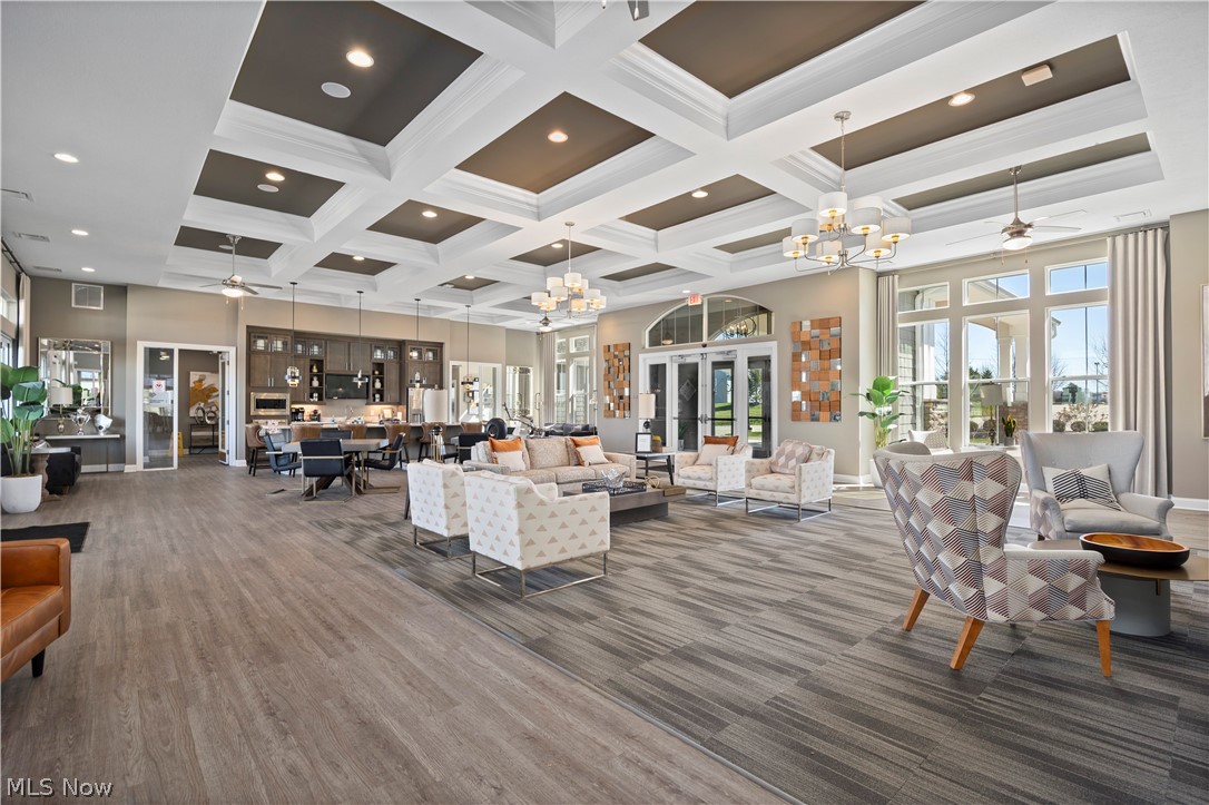 Four Seasons/Chestnut Rdg Sub - Residential