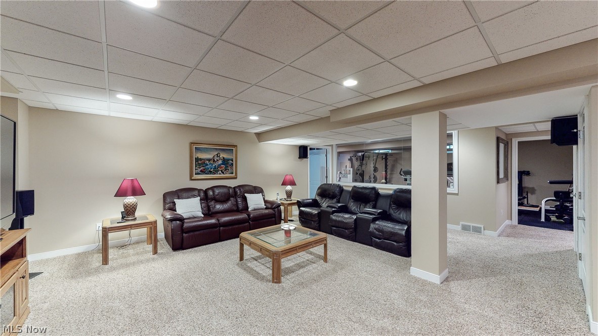 Sterling Lakes In Pepper Pike - Residential