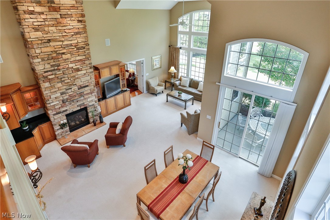 Sterling Lakes In Pepper Pike - Residential