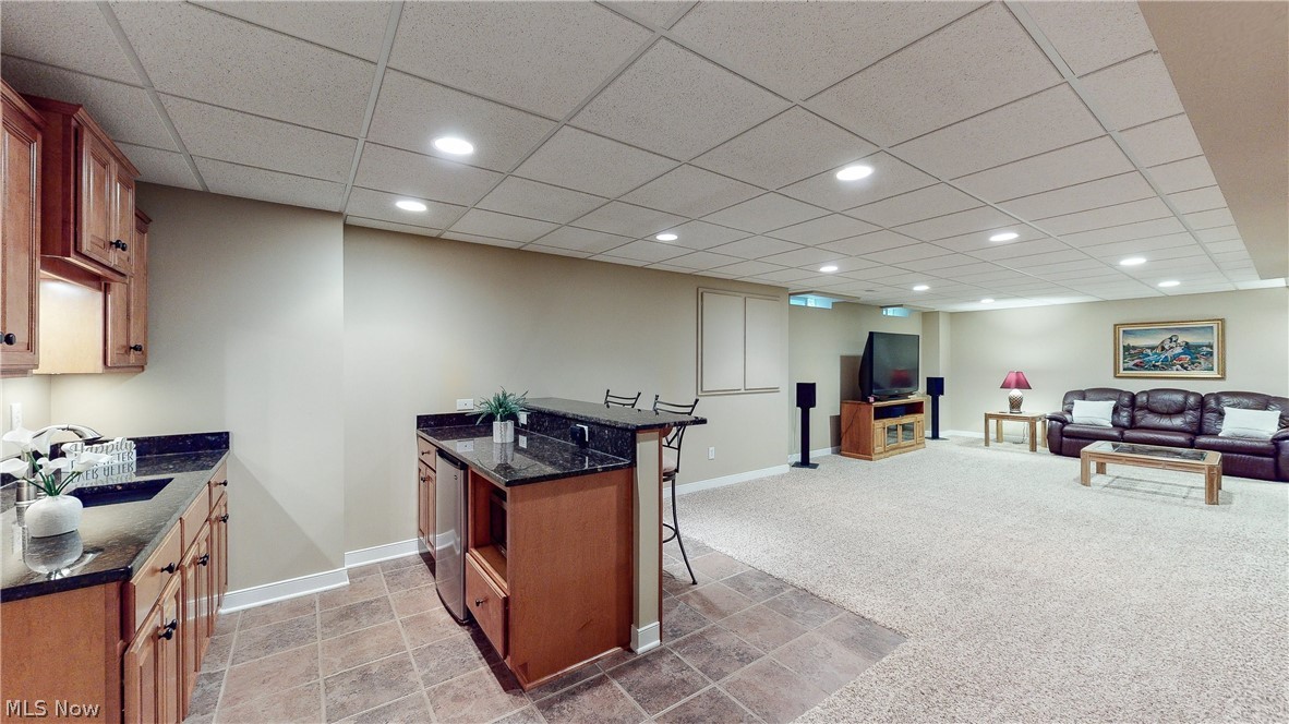 Sterling Lakes In Pepper Pike - Residential