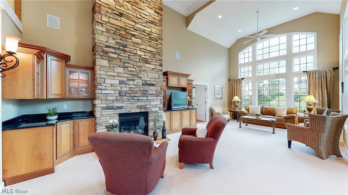 Sterling Lakes In Pepper Pike - Residential