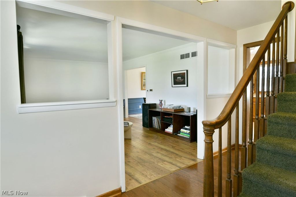 Photo of 8536 Four Seasons Trail, Youngstown, OH 44514 (MLS # 5192267)