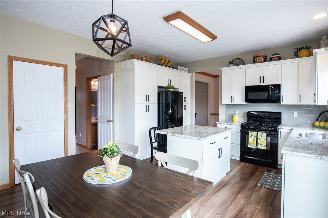 Golden Estate - Residential