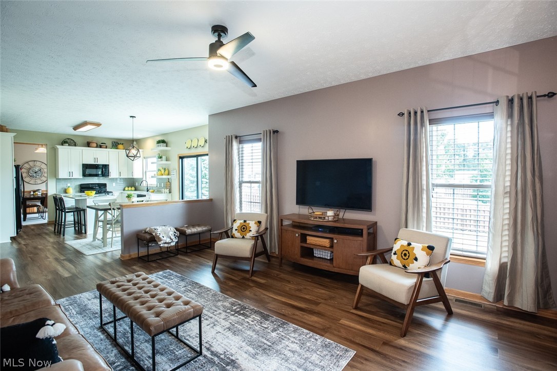 Golden Estate - Residential