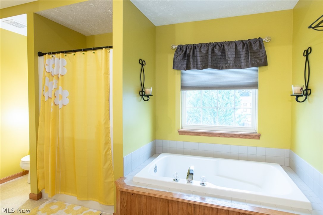 Golden Estate - Residential