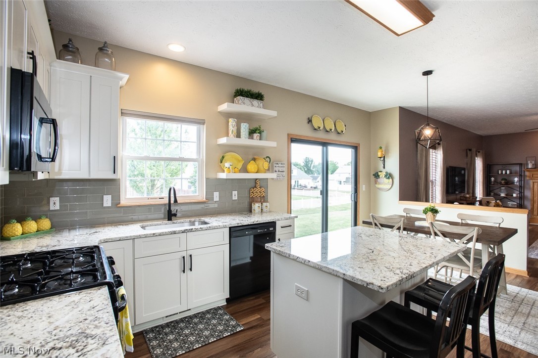 Golden Estate - Residential