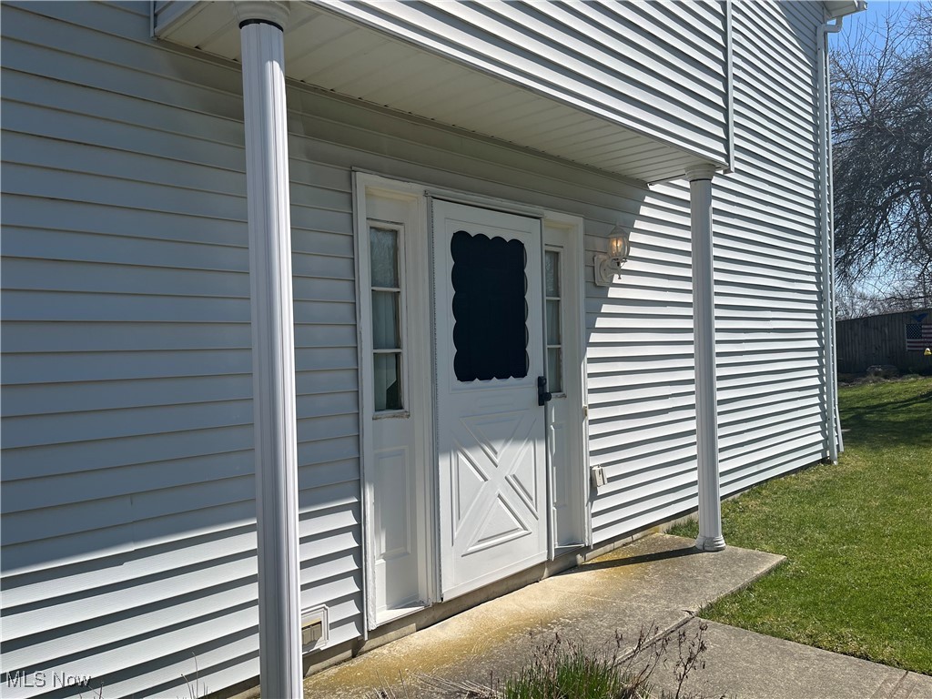 1827 Meadowland Drive, Brunswick, Ohio image 4