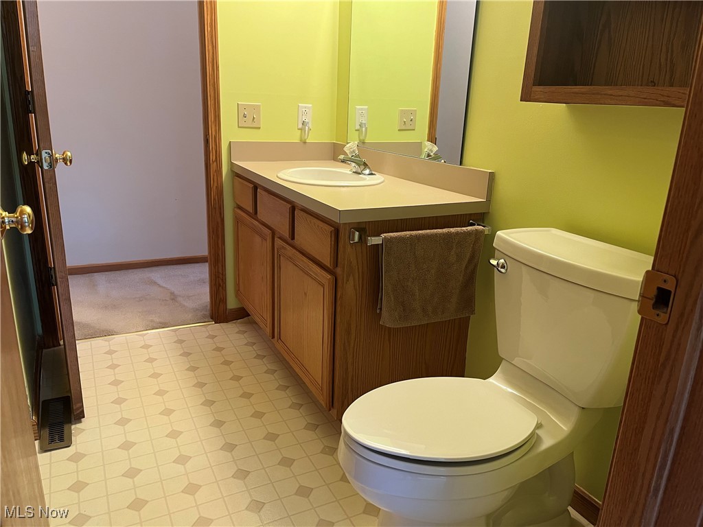 1827 Meadowland Drive, Brunswick, Ohio image 16