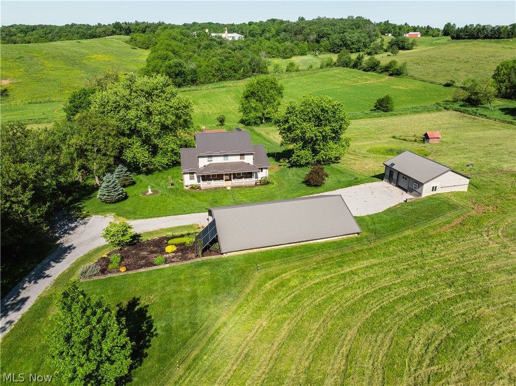 Photo of 7334 Cement Bridge Road NW, Dundee, OH 44624 (MLS # 5217279)