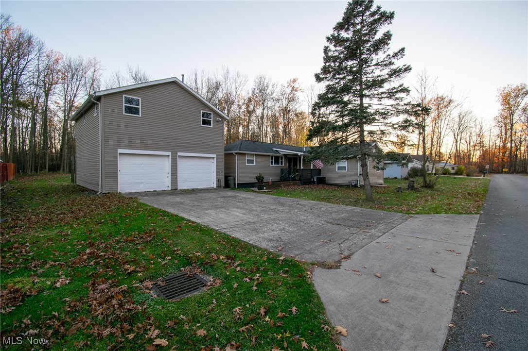 5192 University Drive Drive, Geneva, Ohio image 1
