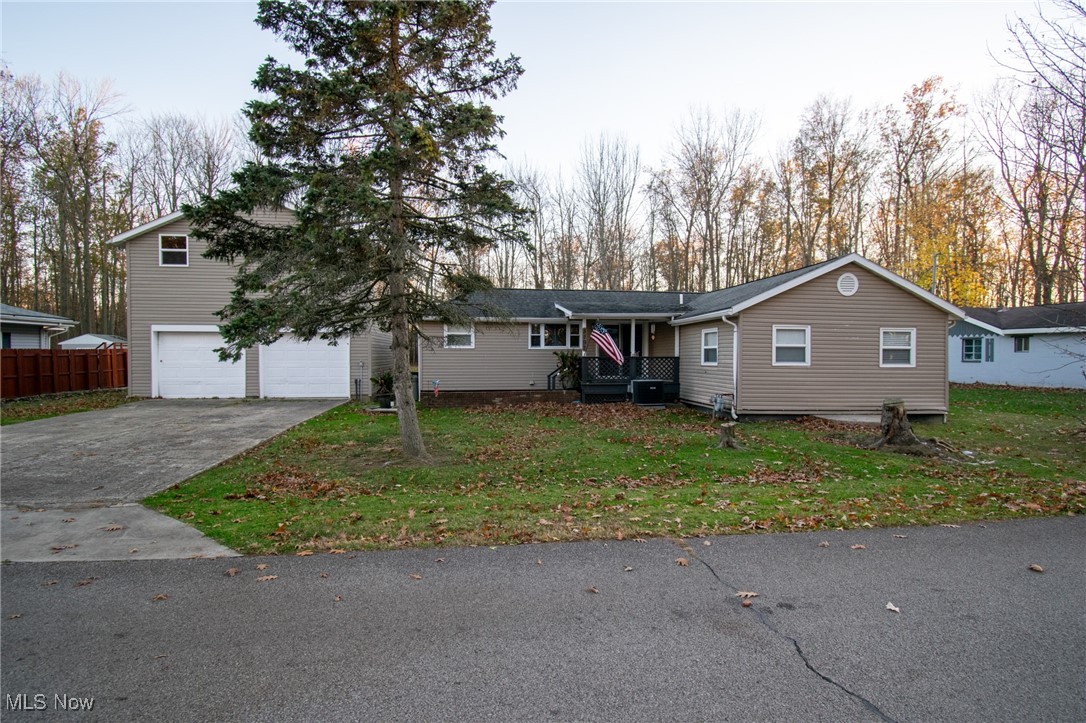5192 University Drive Drive, Geneva, Ohio image 2