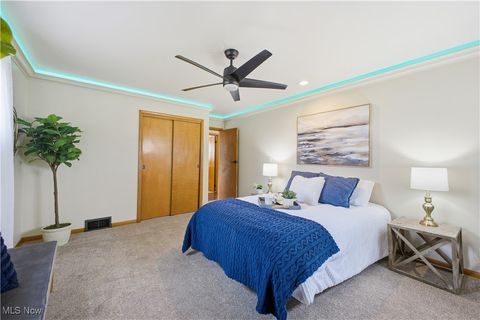 Tiny photo for 211 Aldrich Road, Youngstown, OH 44515 (MLS # 5178976)