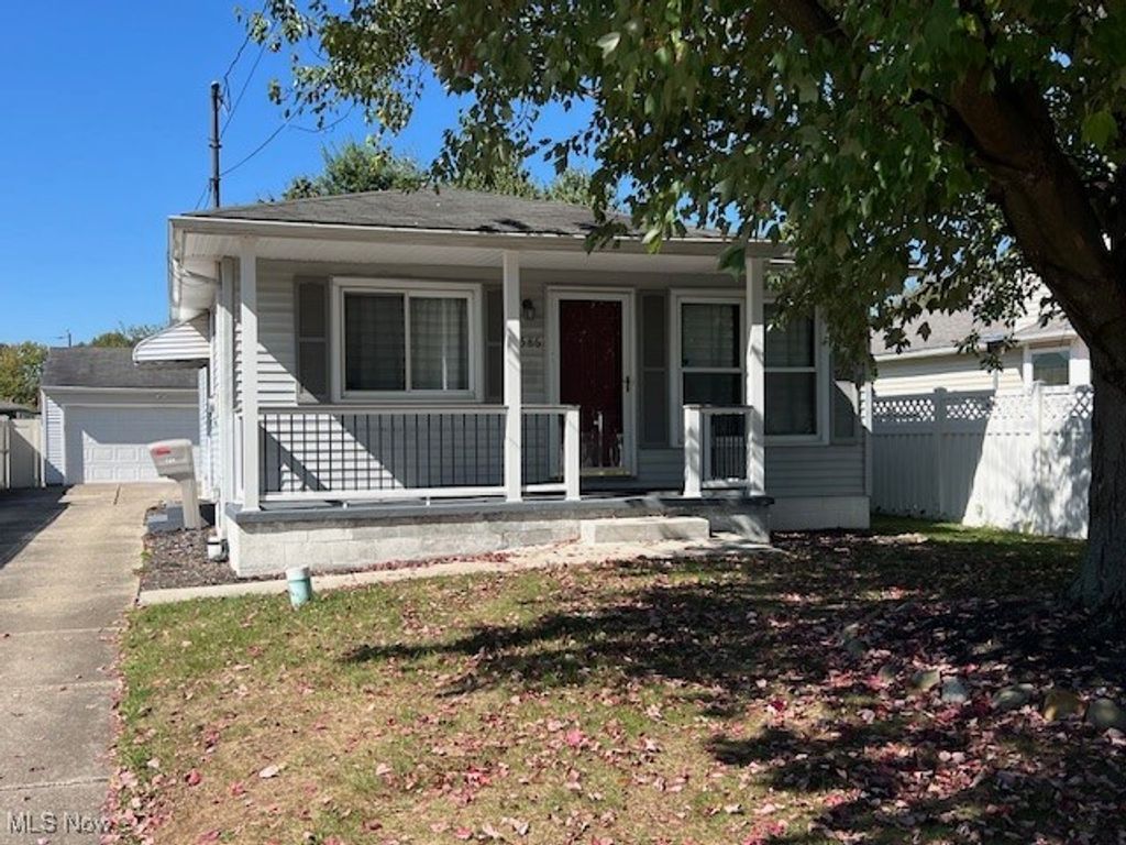 Photo of 586 Ingalls Road, Akron, OH 44312 (MLS # 5163197)