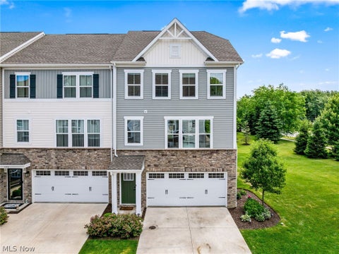 Condo For Sale - 1497 Caymus Court<br/> Avon, OH 44011