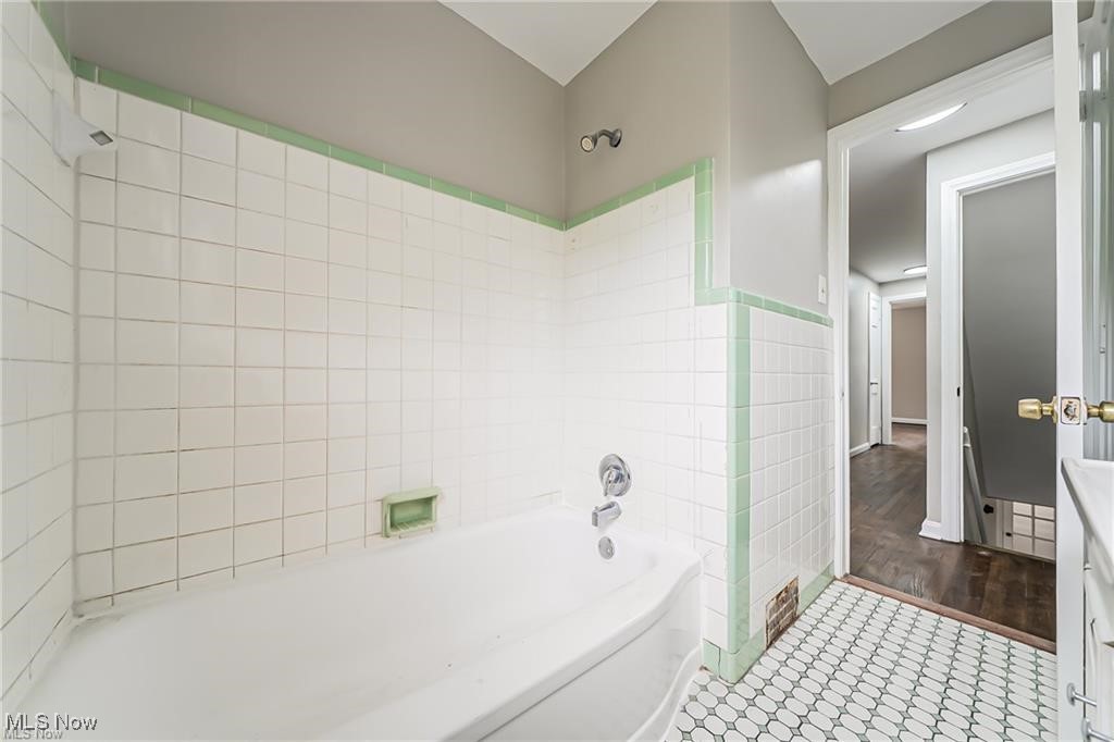 Citizens R/E Cos Acreage Sub - Residential Income