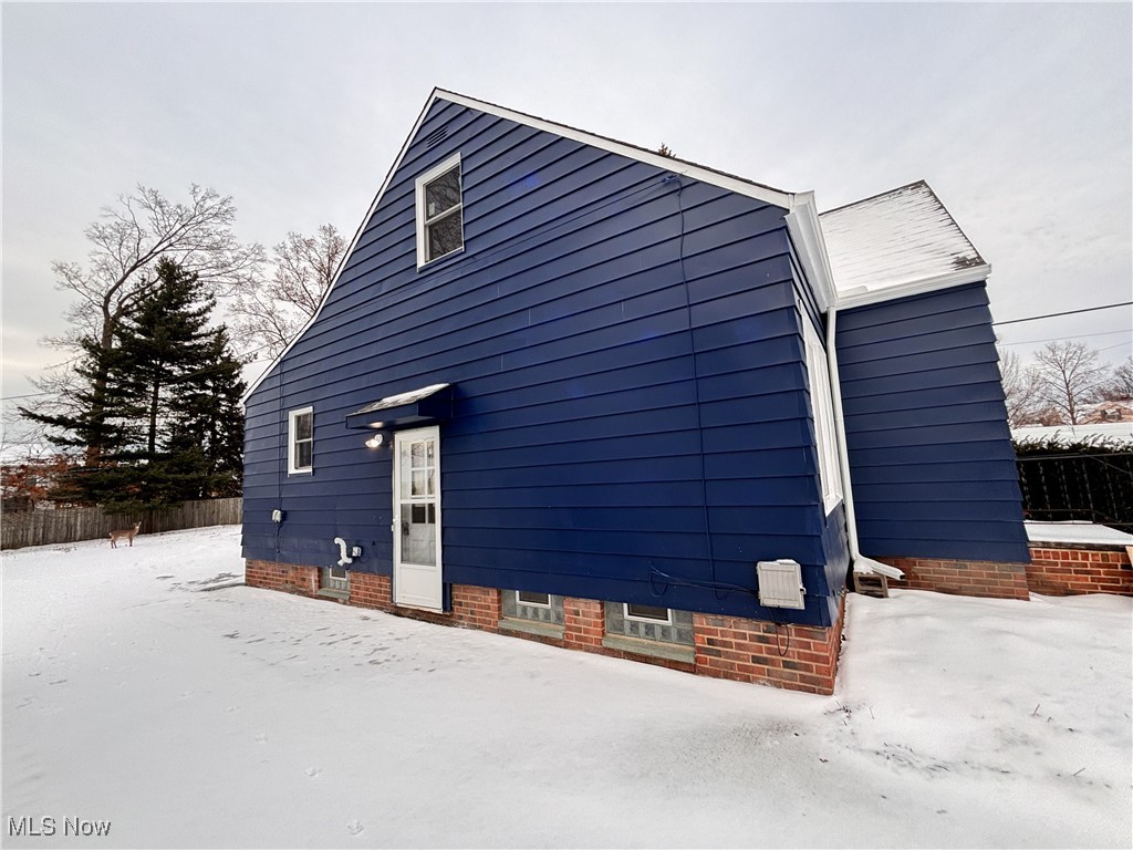 Frst View - Residential