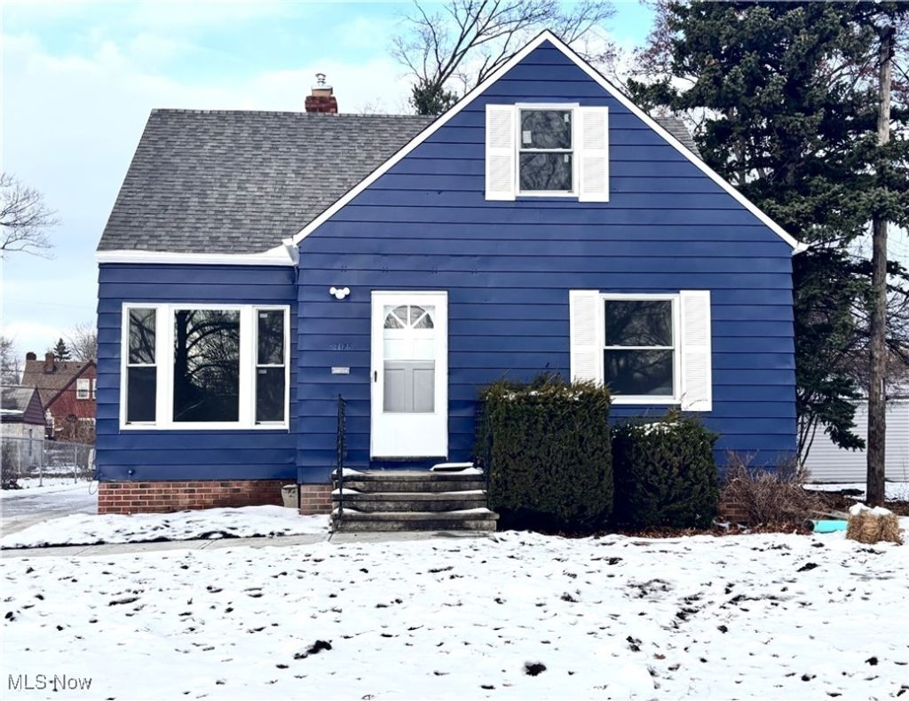 Photo of 27175 Cameron Avenue, Euclid, OH 44132 (MLS # 5177571)