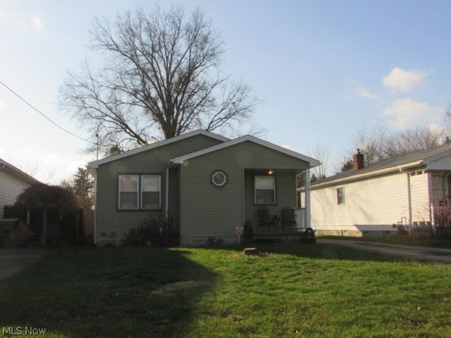 Ranch home with 3 bedrooms and 1 full bath.