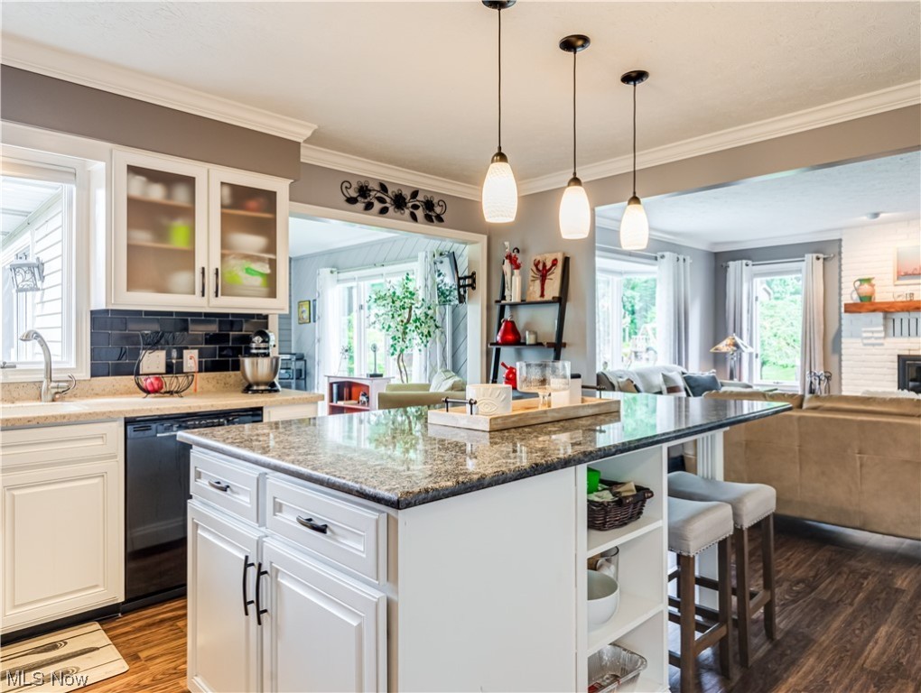 Meadow Wood Ph III - Residential