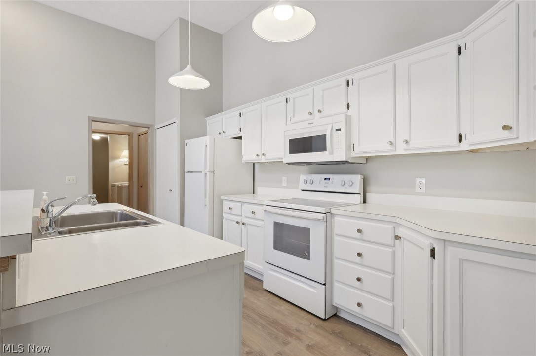 Villas At Eaton Estates - Residential