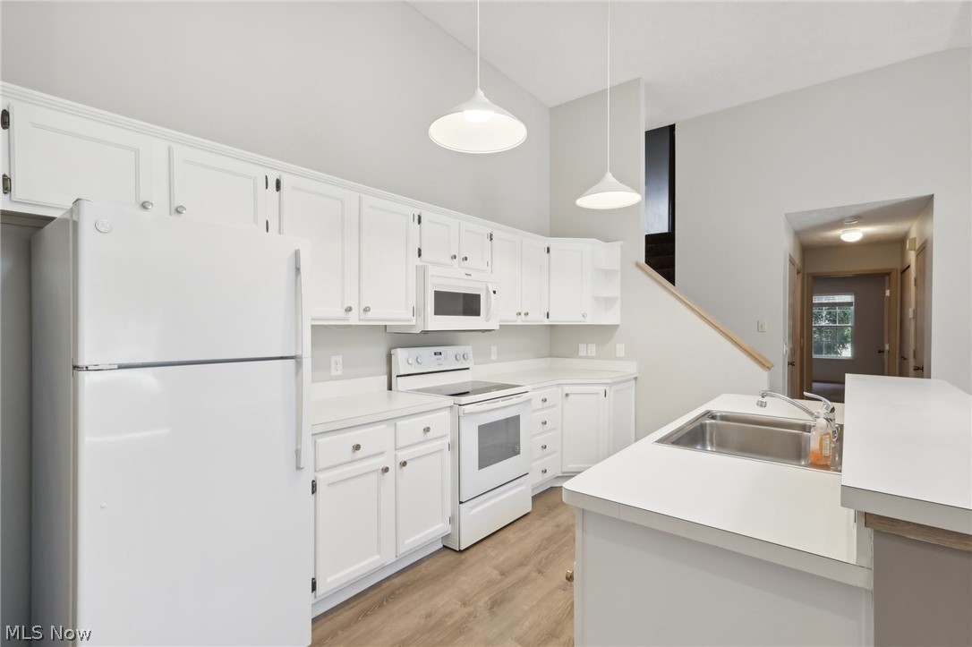 Villas At Eaton Estates - Residential