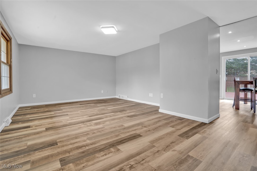 7530 Hillway Avenue, North Canton, Ohio image 12