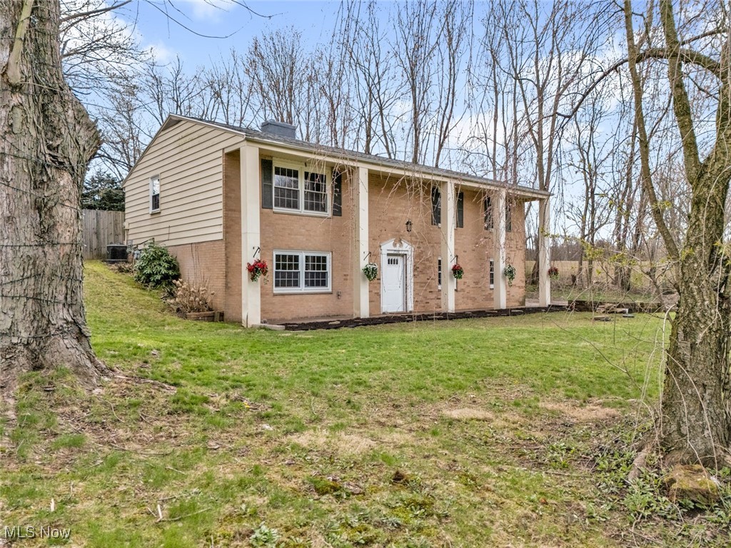 7530 Hillway Avenue, North Canton, Ohio image 4