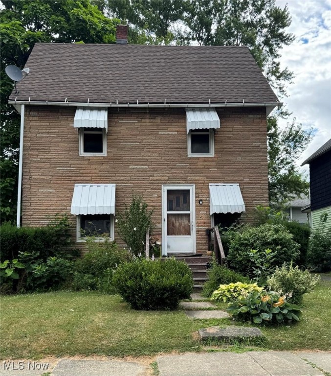 *INVESTMENT OPPORTUNITY: Tenant-Occupied Three Bedroom, One Bathroom Home* Take advantage of an excellent investment opportunity with this three-bedroom, one-bathroom home, currently occupied by reliable tenants. New roof on home and garage in 2024, new garage doors in 2024 also. The seller is open to packaging this property with 4717 and 4716, creating a lucrative portfolio of income-generating homes all situated on the same street. Key Highlights: Each property is tenant-occupied, ensuring a steady rental income stream. Tenants cover all utilities, including water, sewer, electricity, and trash. Current rental income for this property is $900 per month, contributing to a total of $2,630 in monthly rental income across all three properties. For inquiries, please refer to the listing agent and kindly do not disturb the tenants. Don’t miss out on this fantastic investment opportunity!