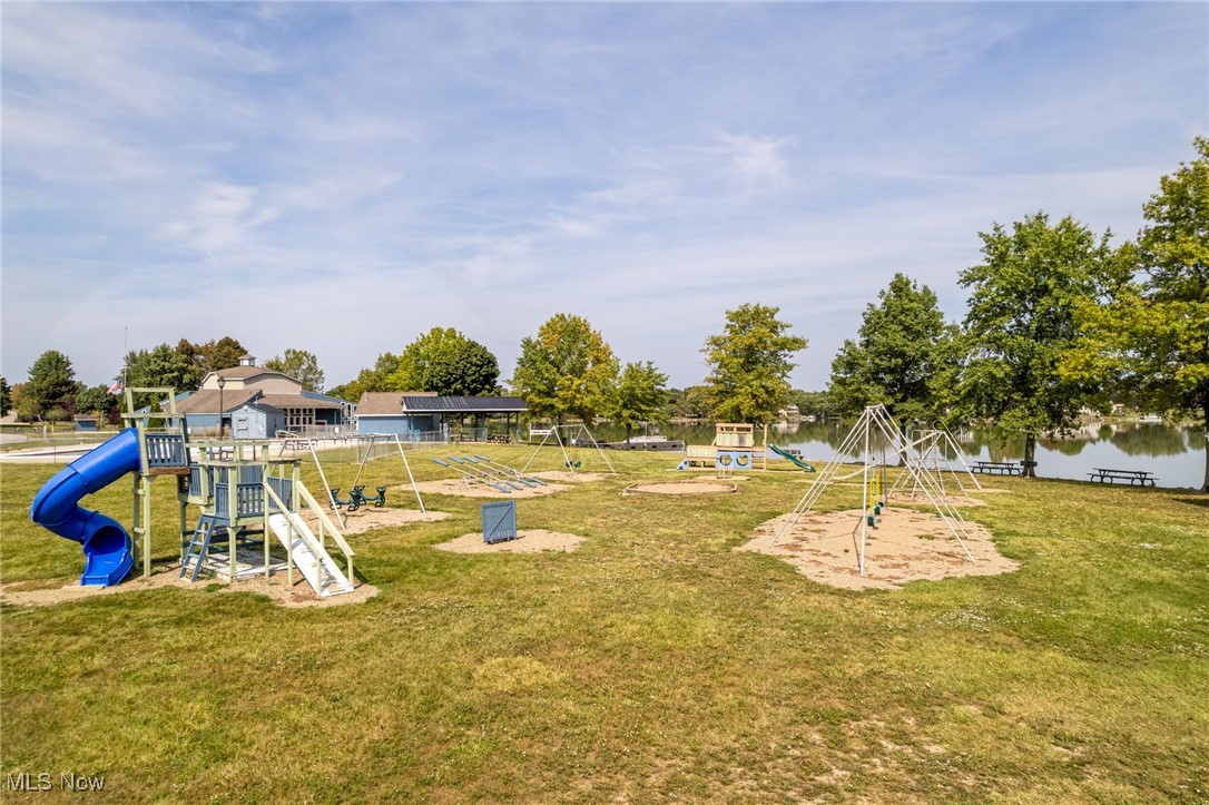Cinnamon Lake - Residential
