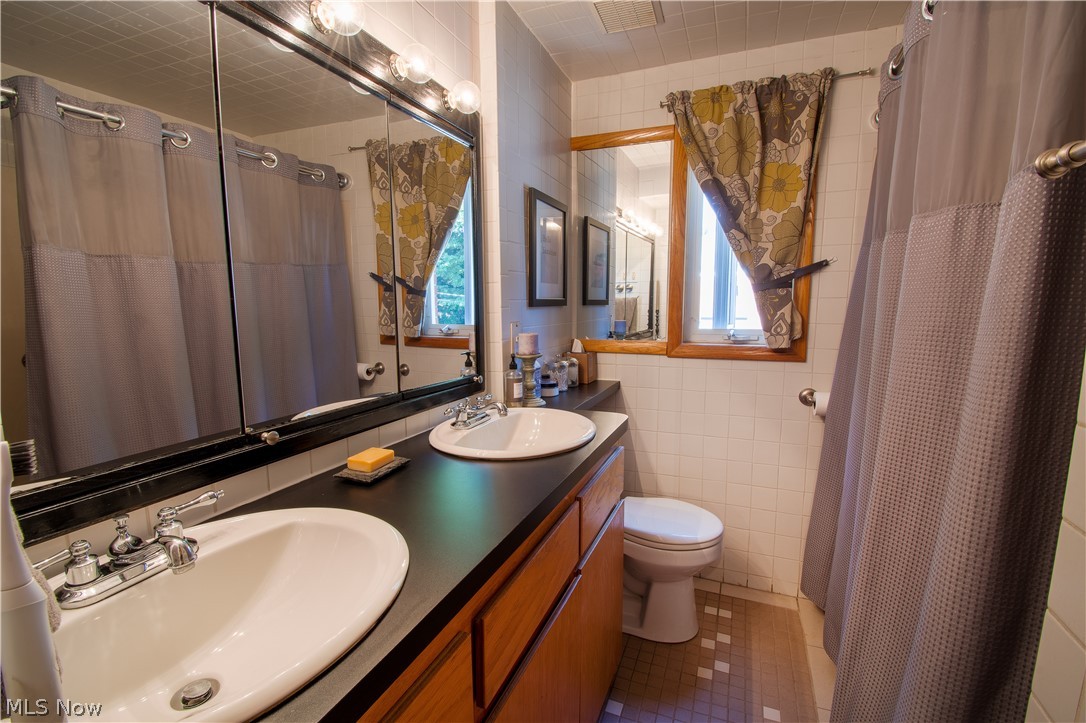 West/Portage Path - Residential Income