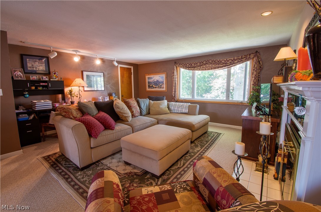 West/Portage Path - Residential Income