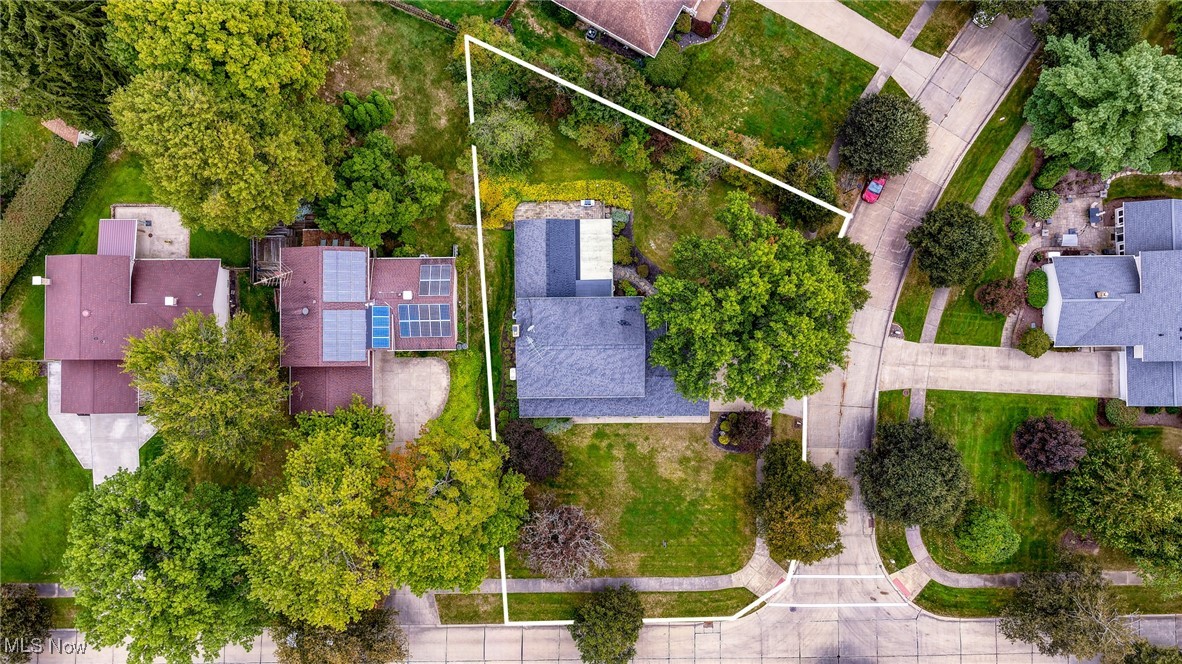 32775 Ledge Hill Drive