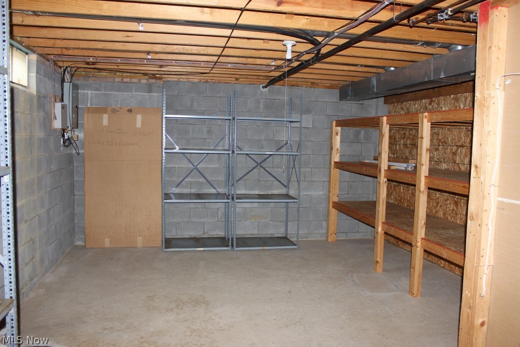 Greens Prestwick Condo - Residential