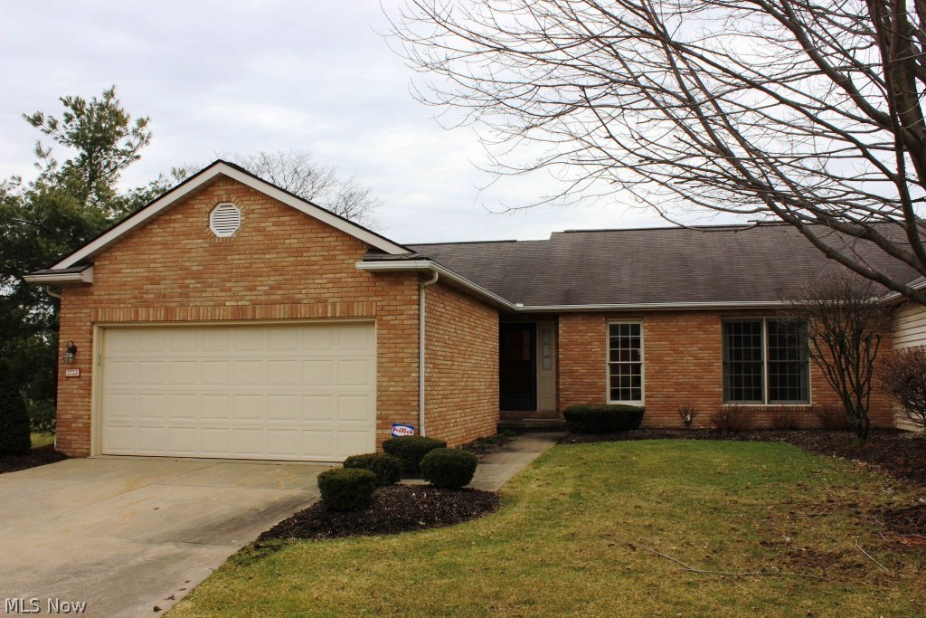 Wonderful one owner ranch condo on 9th tee with tranquil view of golf course* Beautifully maintained with 2 bedrooms, 2.5 bath, 1580SF plus lower level (approx. 650SF)* Open floor plan with vaulted Great room with gas log fireplace with oak mantle, window wall overlooking golf course, pond & access to patio* Spacious eat in kitchen with walk in pantry, range, dishwasher & updated refrigerator & disposal* Master with walk in closet & mirrored sliding doors* Master bath with double vanity, separate shower & corner jetted tub* 1st floor laundry with cabinets, utility sink, closet & includes washer & dryer (2009)* Full partially finished 12 course basement with half bath, recreation room & office with built in cabinets, shelves, desk & track lighting* 2 car attached garage, furnace, central air & humidifier (3/2011)* Space guard air cleaner* Security system* Ceiling fans* Light & bright with oversized windows* WDI inspection 4/2016* Home warranty provided* Central location in City of Green