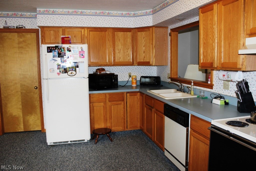Greens Prestwick Condo - Residential