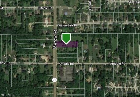 Great opportunity for investment properties. Zoned R2.