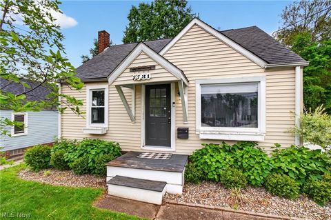 Photo of 3731 Yale Avenue NW, Canton, OH 44709 (MLS # 5210267)