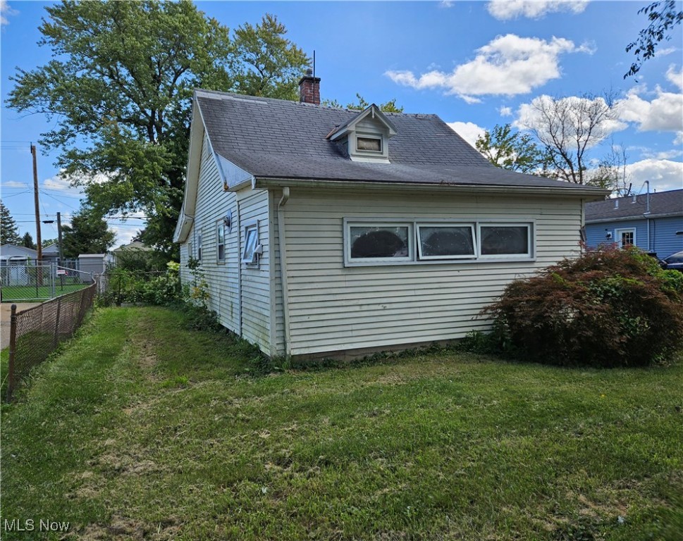 Sandusky Bus Mens Associ - Residential