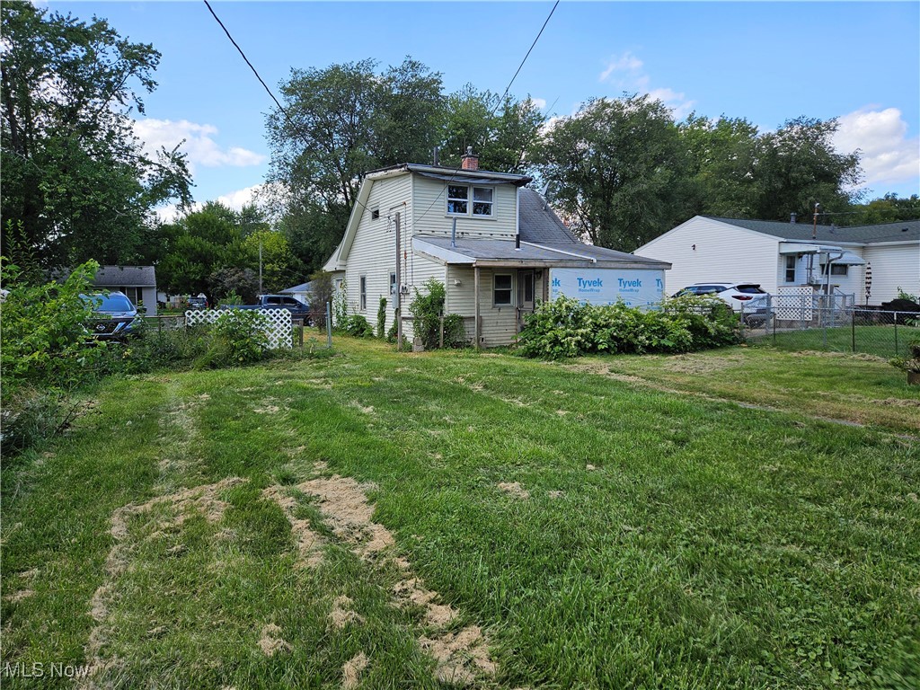 Sandusky Bus Mens Associ - Residential