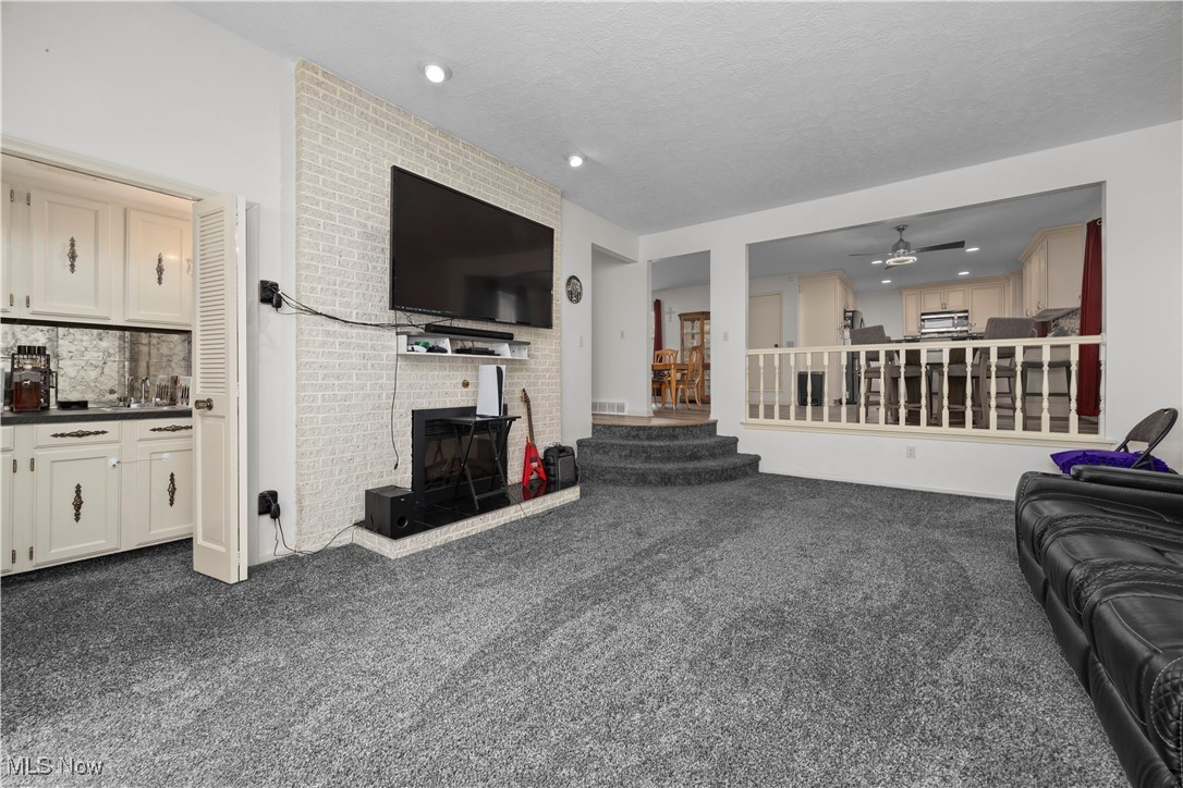 Knight Sub - Residential