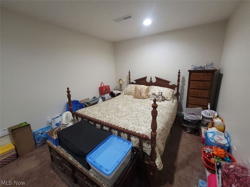 3343 Gated Court
