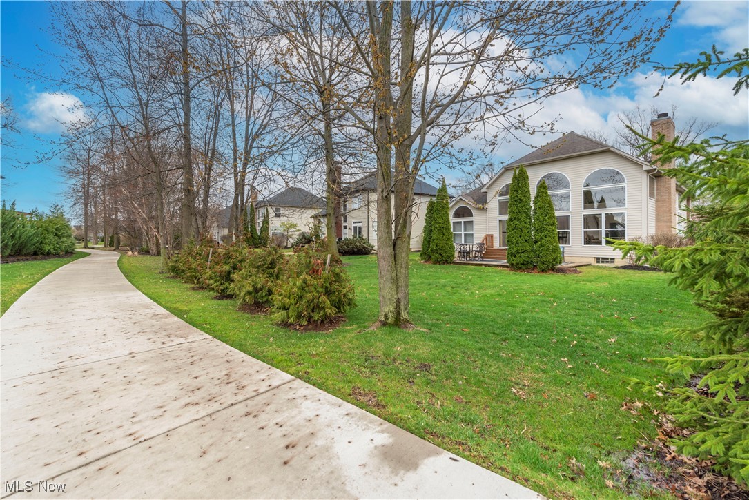 33906 Crown Colony Drive, Avon, Ohio image 37