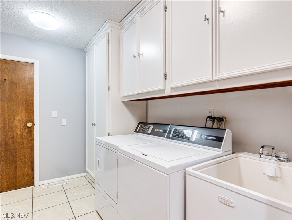 Iyami Condos - Residential