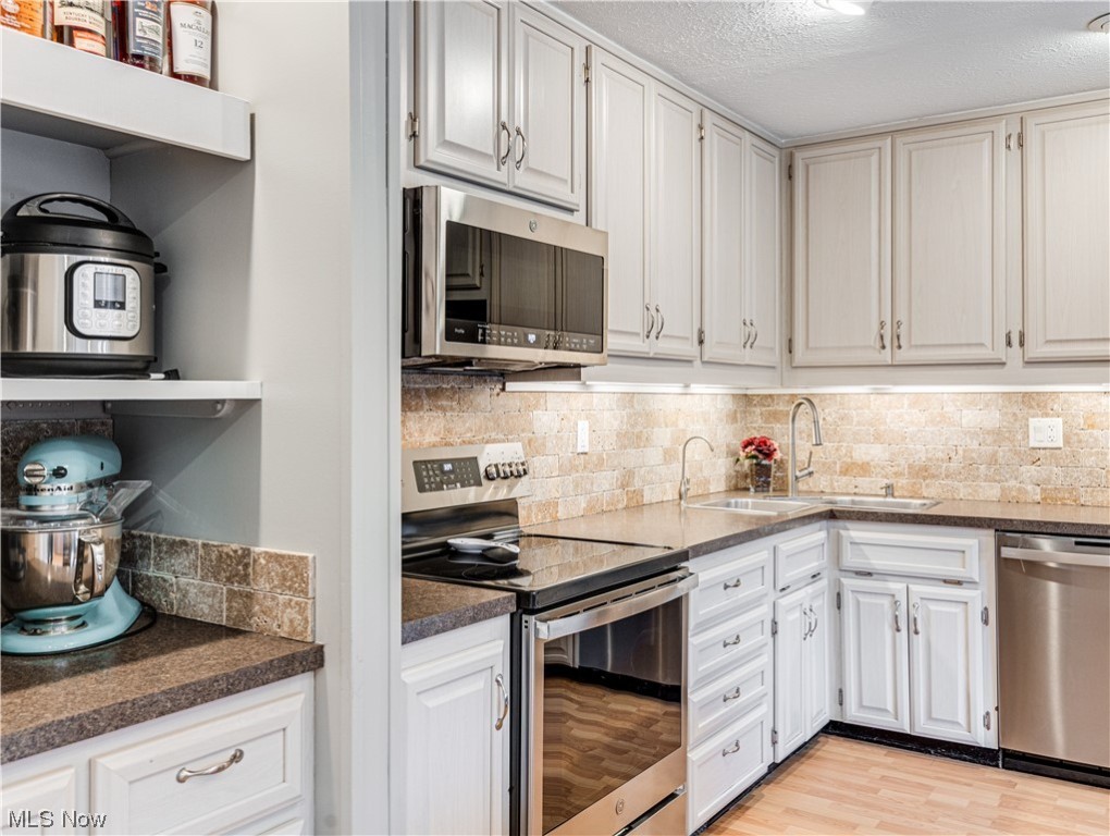 Iyami Condos - Residential