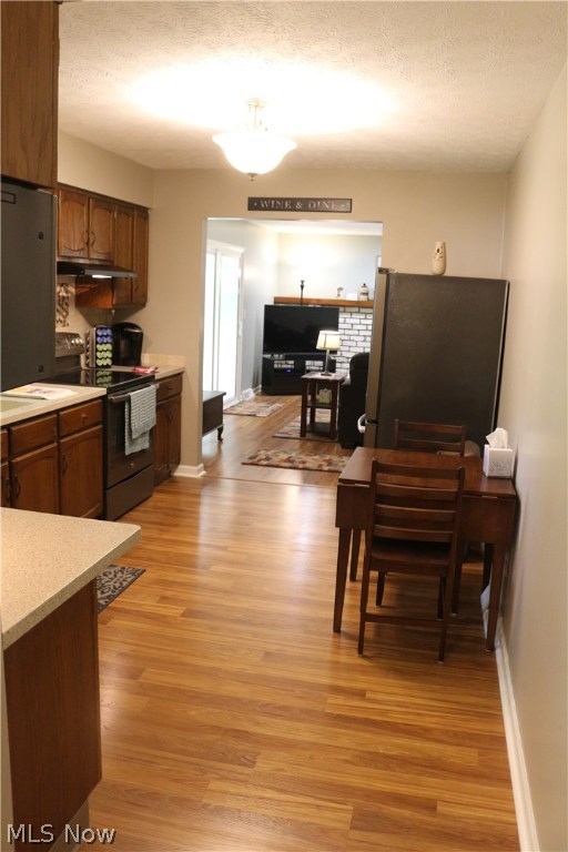 Brentwood Estate #4 - Residential